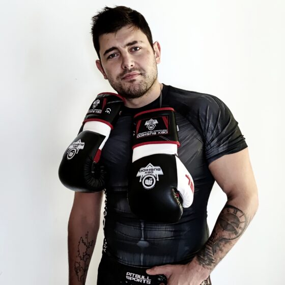 Biały Tygrys Trener- Mateusz Bigos – kickboxing